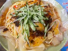 -艾力江和田馕坑烤肉店