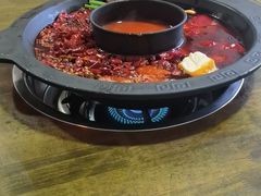 -黄潇洒老火锅(九眼桥宏济巷店)