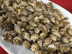 -霞涌市场海鲜摆卖区