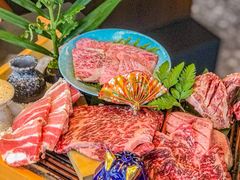 -铭牛烧肉·和牛海鲜自助(高新月牙湖店)