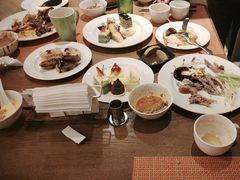 -松咖啡自助餐厅·松北香格里拉