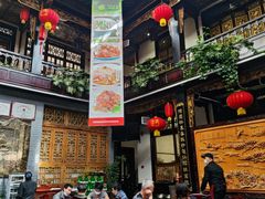 -蔼若春.传承三十年云南菜(金碧公园店)