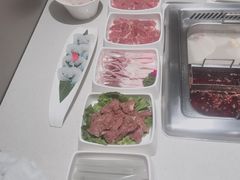 -海底捞火锅鲜切牛肉主题店(长寿路店)