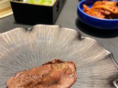 -铭牛烧肉·和牛海鲜自助(高新月牙湖店)