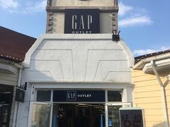-GAP(王府井奥莱·香江小镇店)