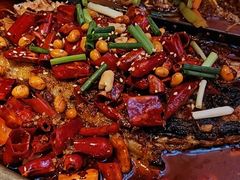 -鸣记脆皮烤鱼·海鲜烤鱼(三八广场店)