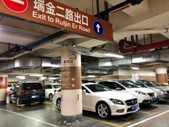 -日月光中心-停车场