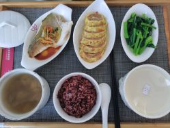 -爱妈月子会所(汕樟总店)