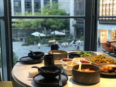 -本来精品川菜(嘉里中心店)