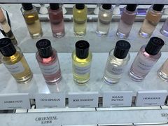 店内环境-Dior迪奥(上海世茂广场店)