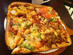 比萨-必胜客(证大大拇指店)