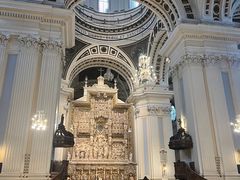 -皮拉尔圣母圣殿主教座堂