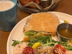 -HELLO 27 意面·沙拉·帕尼尼