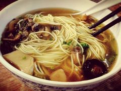 -朱鸿兴面馆(镇湖店)