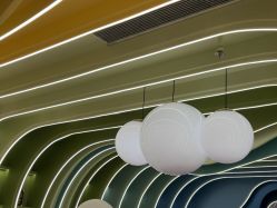 -奈尔宝·国风主题儿童乐园·亲子餐厅(豫园商城店)