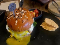 经典芝士汉堡-HIGH FIVE哈福手工汉堡(桂林路店)