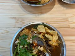 -柳州肥姨妈大骨螺蛳粉(东靖路店)