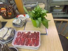 -杨老板·海鲜集市火锅·鲜切牛肉(中防万宝店)