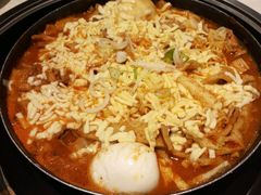 -三清洞摩西韩式年糕火锅(威高广场店)