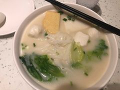 手工鱼三宝汤粉-添饭茶餐厅(天悦龙庭店)