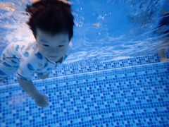 -龙格亲子游泳·水育早教运动中心(龙湾天街店)