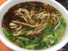 -牛一嘴·兰州牛肉面·大盘鸡(财富中心店)