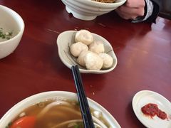 -佬钱湾仔(衣裳街店)