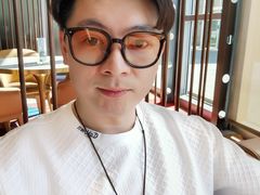 -奔驰上海利星(七宝店)