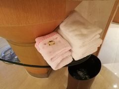 -上海佘山世茂艾美酒店