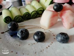 -震轩美容美发连锁店