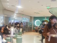 -奈雪的茶(亨特国际广场店)