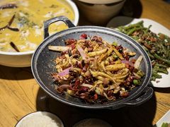 -小三峡食府(西五路店)