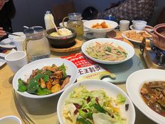 -关东小磨东北菜(上海长风大悦城店)