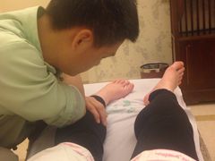 -汤泉良子.足疗按摩.SPA(中关村店)
