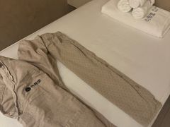 -灸春堂·艾灸·痛症·整脊连锁(之江银泰店)
