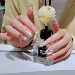 -艾珂·美甲美睫