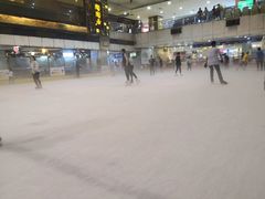 -正佳冰河湾真冰滑冰场