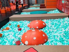 -极限PLAY运动娱乐新世界·团建派对潮玩休闲馆·室内蹦极高空游乐园