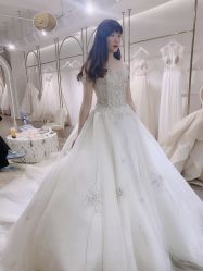 -艾米丽婚纱礼服