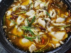激情椒麻鱼-八张桌子(老店)