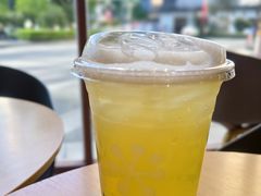 -奈雪的茶(广州万菱汇PRO店)