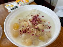 玫瑰杏仁糊-吴家馄饨