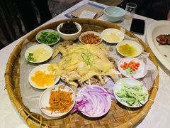 簸箕捞鸡-大树头森林餐厅(番禺广场店)