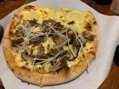 烤牛肉披萨-I HOLIC艾豪丽披萨(KKone店)