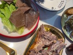 -刘少华贵州小黄牛·鲜牛肉火锅(总店)