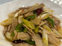 -汗腾格里·风味餐厅(新疆驻京办店)