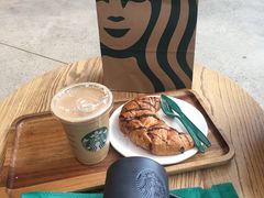 -星巴克臻选(杭州嘉里中心1F店)