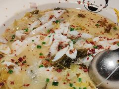 -江渔儿酸菜鱼(万科东荟城店)