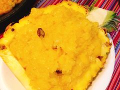 版纳菠萝饭-香巴拉云南餐厅(华莱坞店)