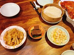 -小吊梨汤·北京菜·烤鸭(长安商场-首都博物馆店)